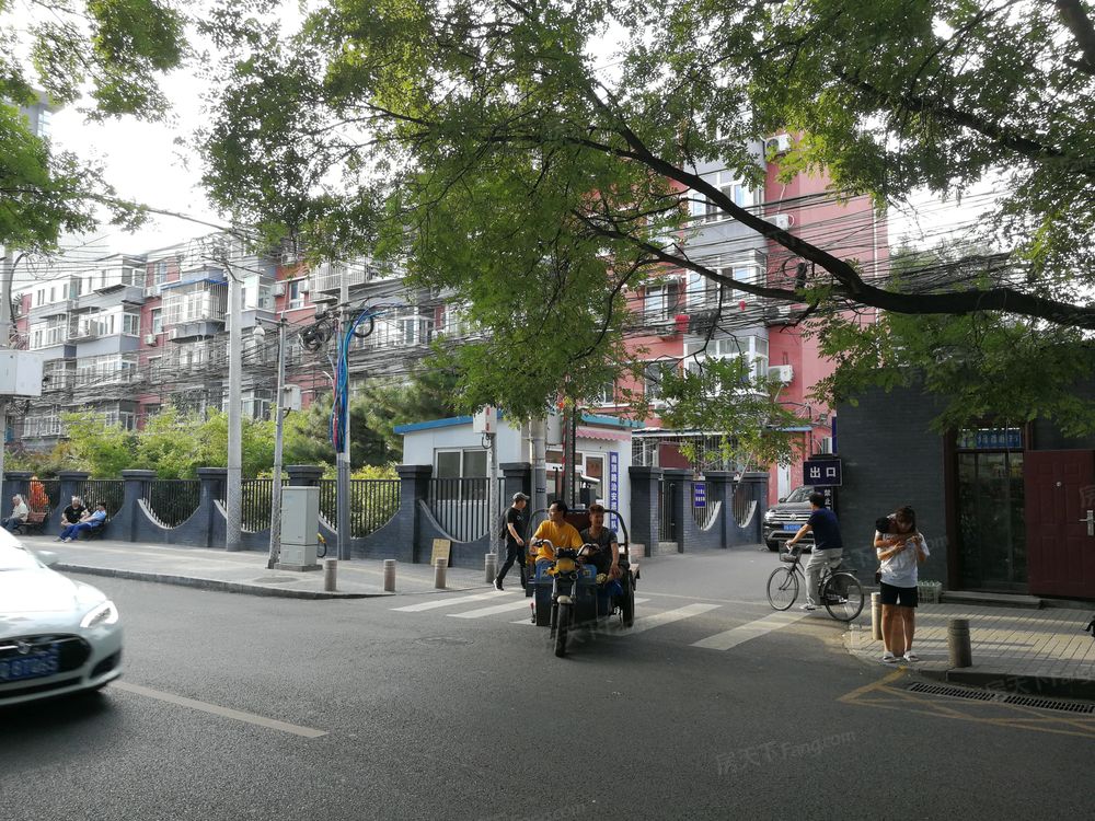 小区相关图