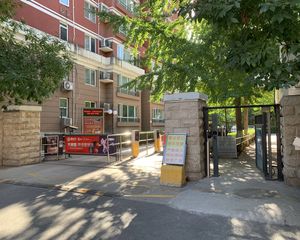 盛世嘉园朝东两居室采光无遮挡,满五年唯一