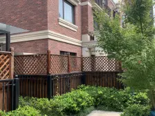 联排、采光好,位置好, 双露台 双地下室 带产权车位