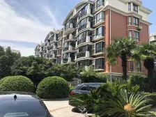 南北通+精装修+洋房带花园+M5V1