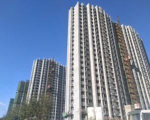 南北通通三居室,次顶层,采光好