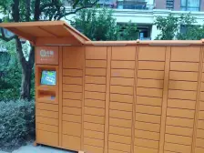 3居精装 中间楼层 沿河视野宽阔