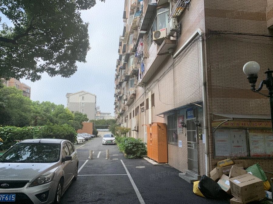 小区相关图