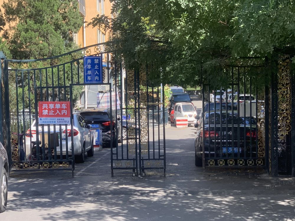 小区相关图