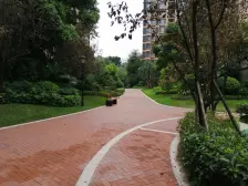 李家沱 招商依云江湾八房380万