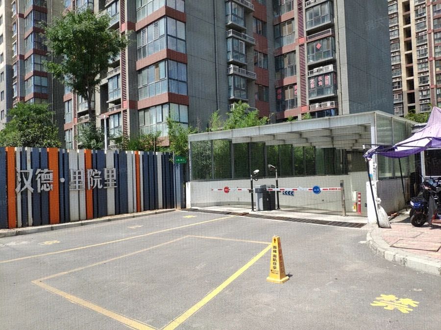 小区相关图
