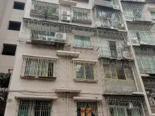 近轻轨,大三房,价格低,业主安心卖