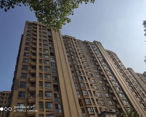 南北通透,一楼独门独户,近地铁,满五唯一,拎包入住