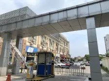 二期房龄2012年的,精装三年,可拎包入住,落地窗,得房高