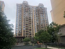 嘉定西两房朝南飞机户型三房!楼层好采光好!