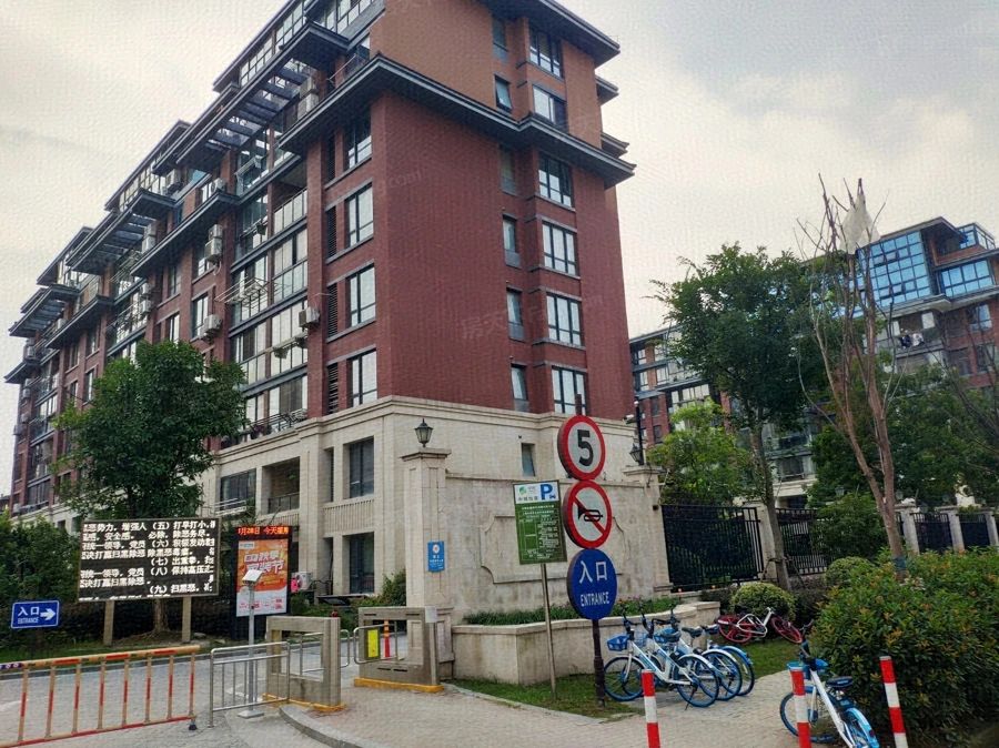 小区相关图
