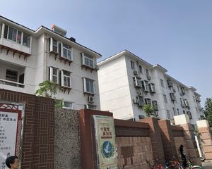 四院宿舍南北通透正规两居室客厅好用业主诚售
