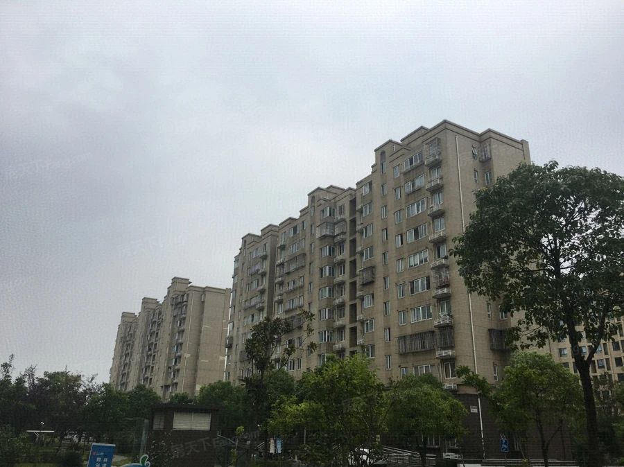 小区相关图