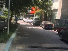 上清寺 美专校街一房92万