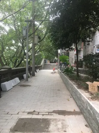 嘉陵桥东村