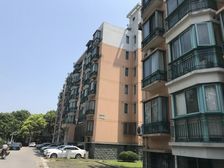 5米挑高客厅,南北大落地窗,顶楼大阁楼,大露台