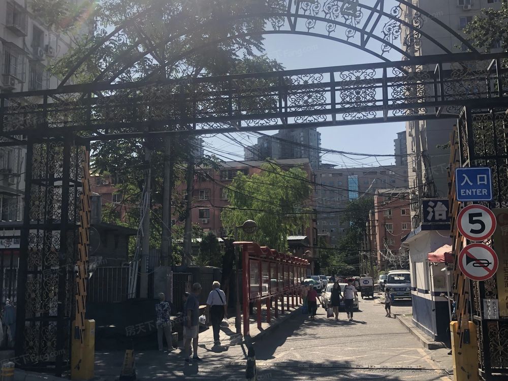 小区相关图