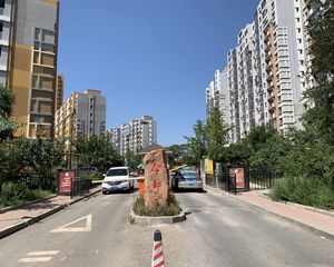 房主急售价格低现在经营中门头接手后可以直接出租