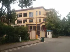 香溢花城三期 南北通透,采光好 装修好,环镜优美 视野好,诚心出售