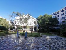 自五 一楼 产权清晰 随时签约