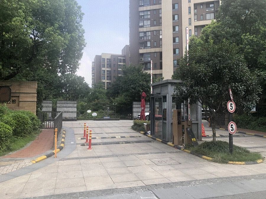 小区相关图