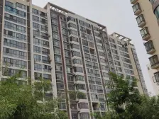 业主诚心出售,房子满五年 低税费 户型好