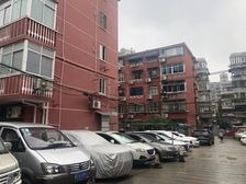 近地铁,漕溪总价谷底的一房,求知田三双书包,急售