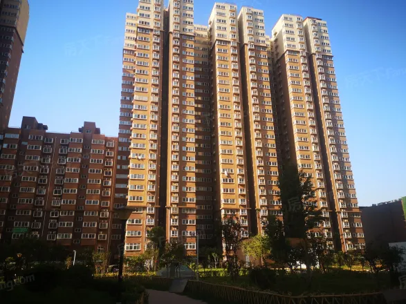 河南省郑州市金水区清华紫光园3号楼22层2202