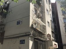 一室一厅可以通透地铁300多米
