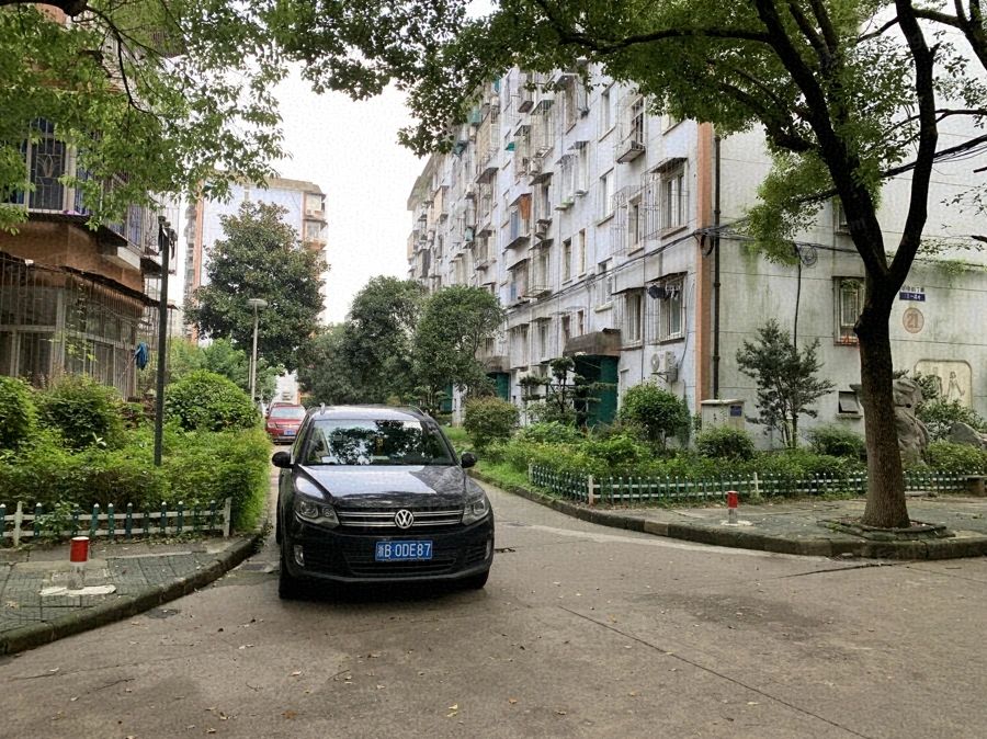 小区相关图