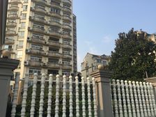 芙蓉苑5室2厅南