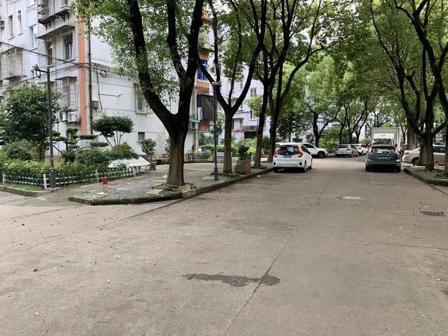 小区相关图