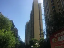 精装修电梯双气拎包入住楼层棒视野好配套齐全!