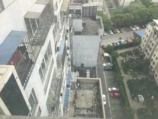 独立厨房独立卫生间很大的阳台单身公寓急售