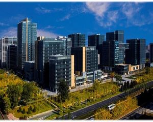 北清路占地50亩地 两栋办公楼和一栋厂房产权清晰 紧邻地铁