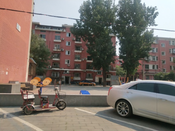 建国街二里实景图