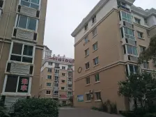 东方巴黎 两室一厅 阁楼 南北通透