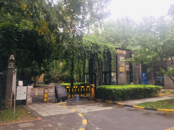 万科假日风景实景图