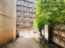 观音桥商圈 正规二房 低楼层