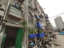 内环内精装修大一房拎包入住诚心出售