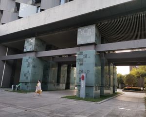 人才公寓精装一室一厅,房东诚心出售
