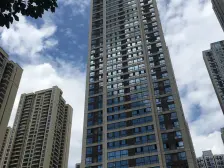 融景城3梯4户 朝南朝中庭 带地暖 拎包入住 诚意出售