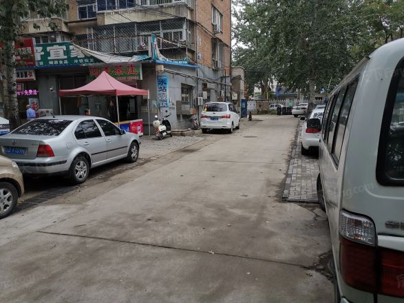 明源路小区实景图