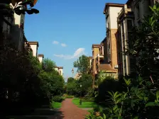 钓鱼嘴半岛 康田栖樾洋房四房350万