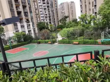 三房少有看中庭,阳台大,16个平方开发商现浇面积