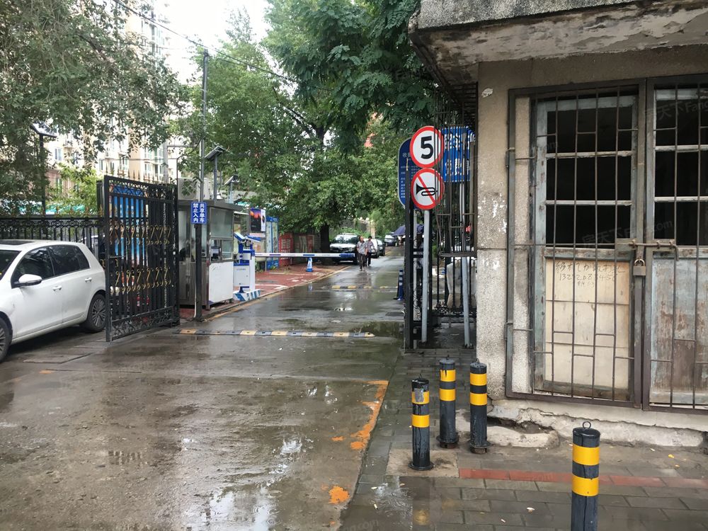 小区相关图