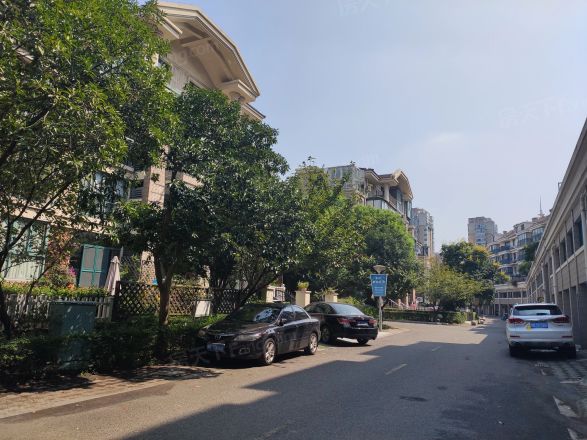 金湾华庭小区实景图