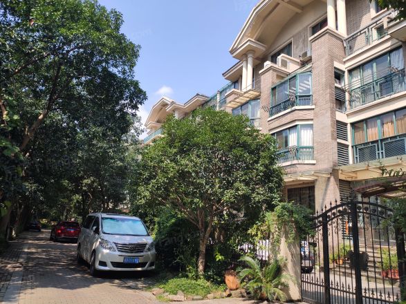 金湾华庭小区实景图