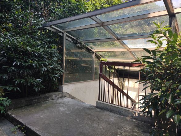 金湾华庭小区实景图