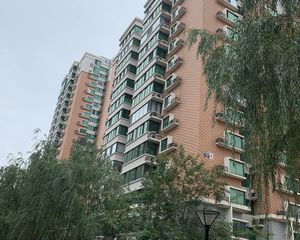 嘉莲苑2室1厅东南
